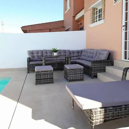 Casa Olivia With Pool Heating Fee * Торевьиа