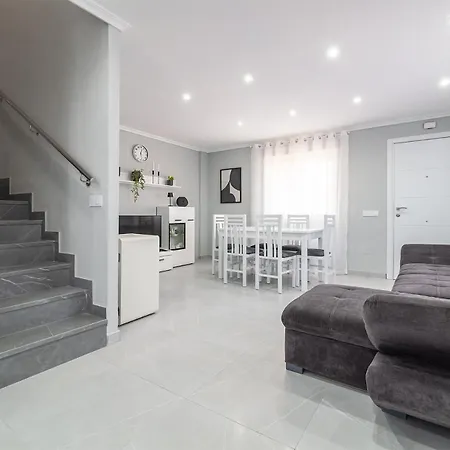 Casa Olivia With Pool Heating Fee 度假居