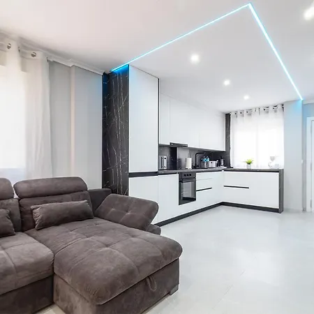 בית נופש Casa Olivia With Pool Heating Fee טורבייחה