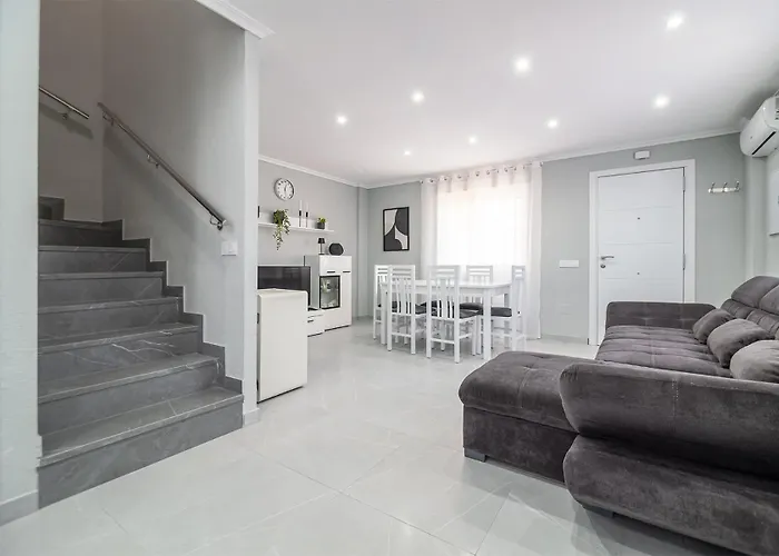 Casa Olivia With Pool Heating Fee בית נופש