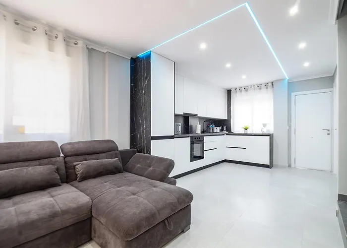 בית נופש Casa Olivia With Pool Heating Fee טורבייחה