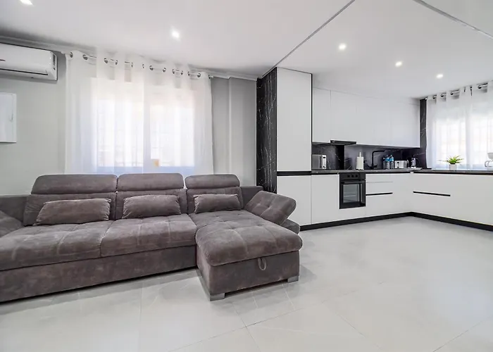 Casa Olivia With Pool Heating Fee *